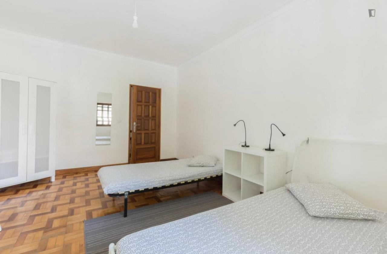 Asprela Guest House Porto Luaran gambar