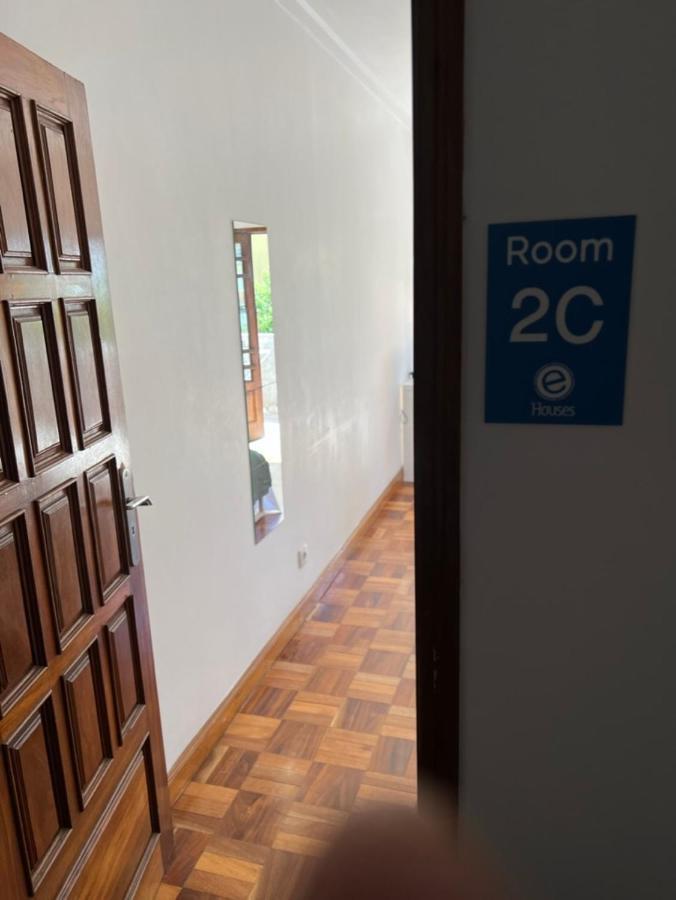 Asprela Guest House Porto Luaran gambar