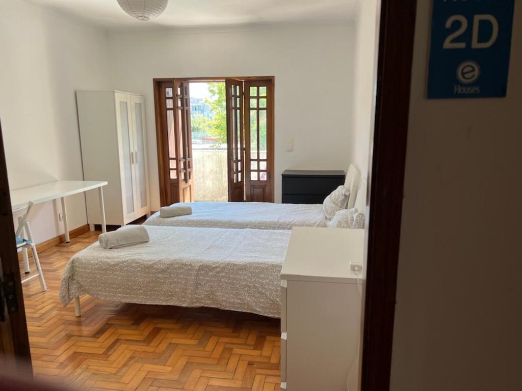 Asprela Guest House Porto Luaran gambar